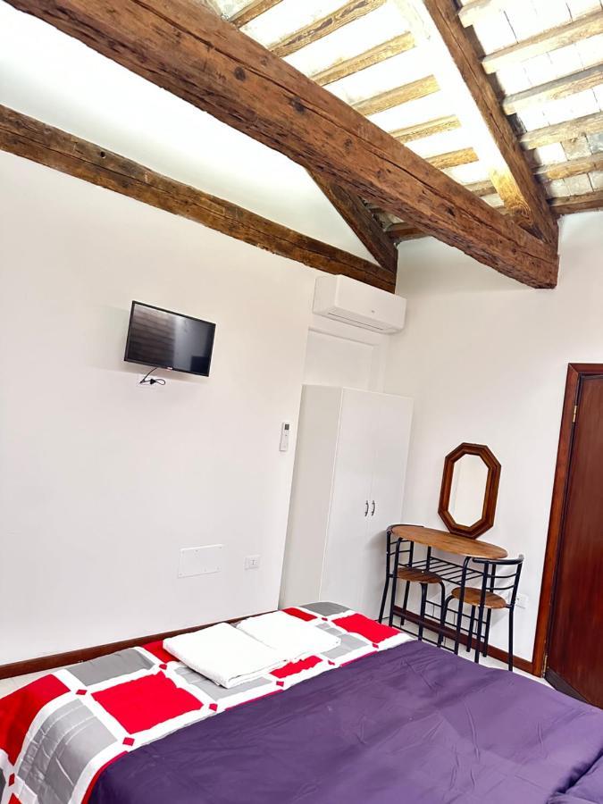 Venice Rainbow Apartments San Zaccaria Exterior foto